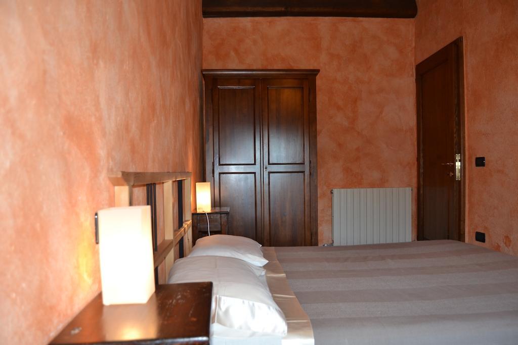 Agriturismo Cignanbianco كاستيلّينا إنْ كْيانت الغرفة الصورة